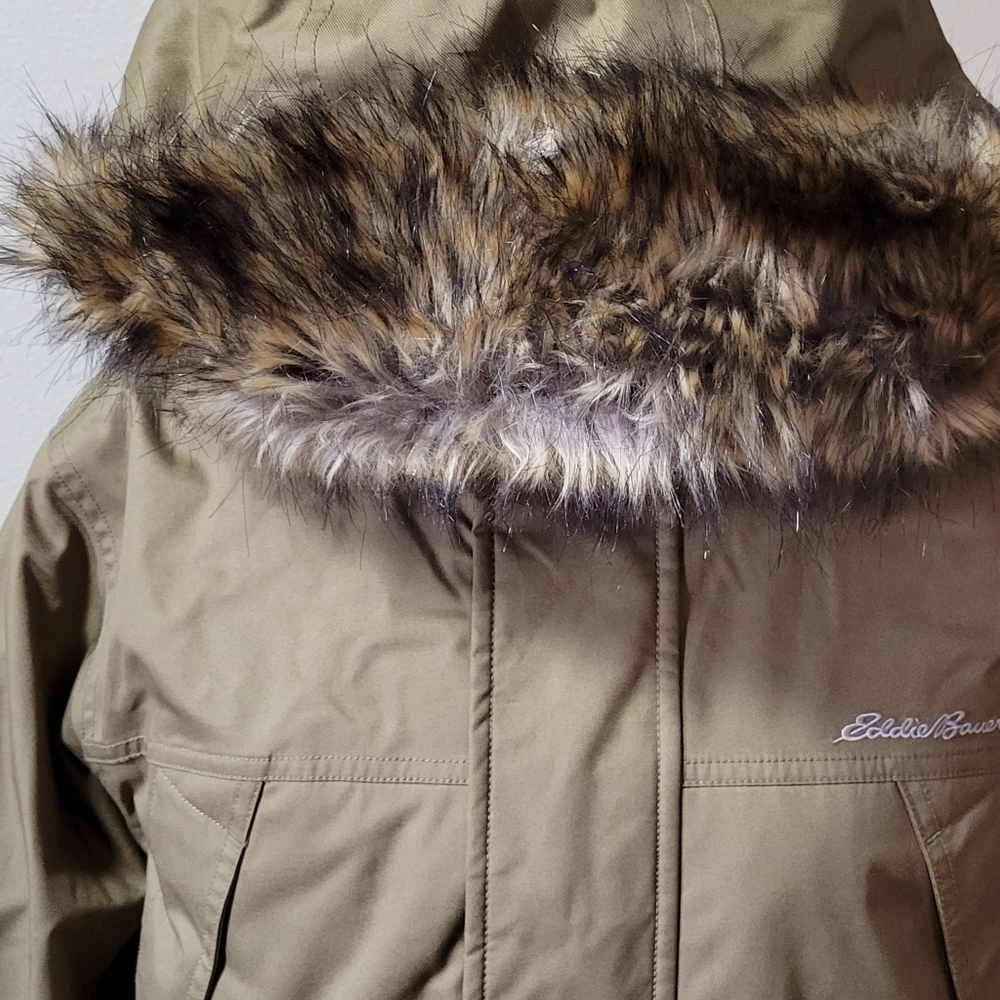 Down Jacket - Picture 5 of 8
